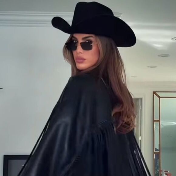 Western Black fringe jacket - Picture 2 of 11